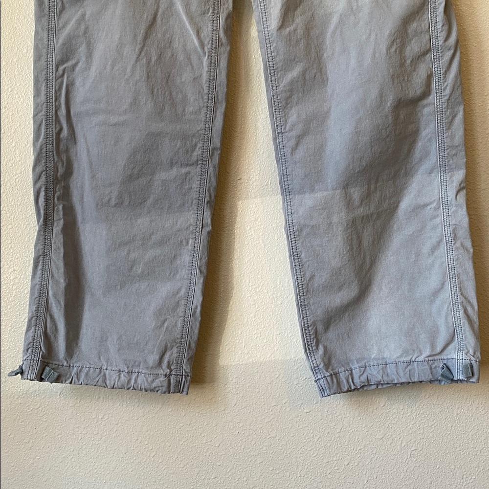 American Eagle Outfitters Light Gray Cargo Pants Women’s Size 4 - Picture 3 of 13